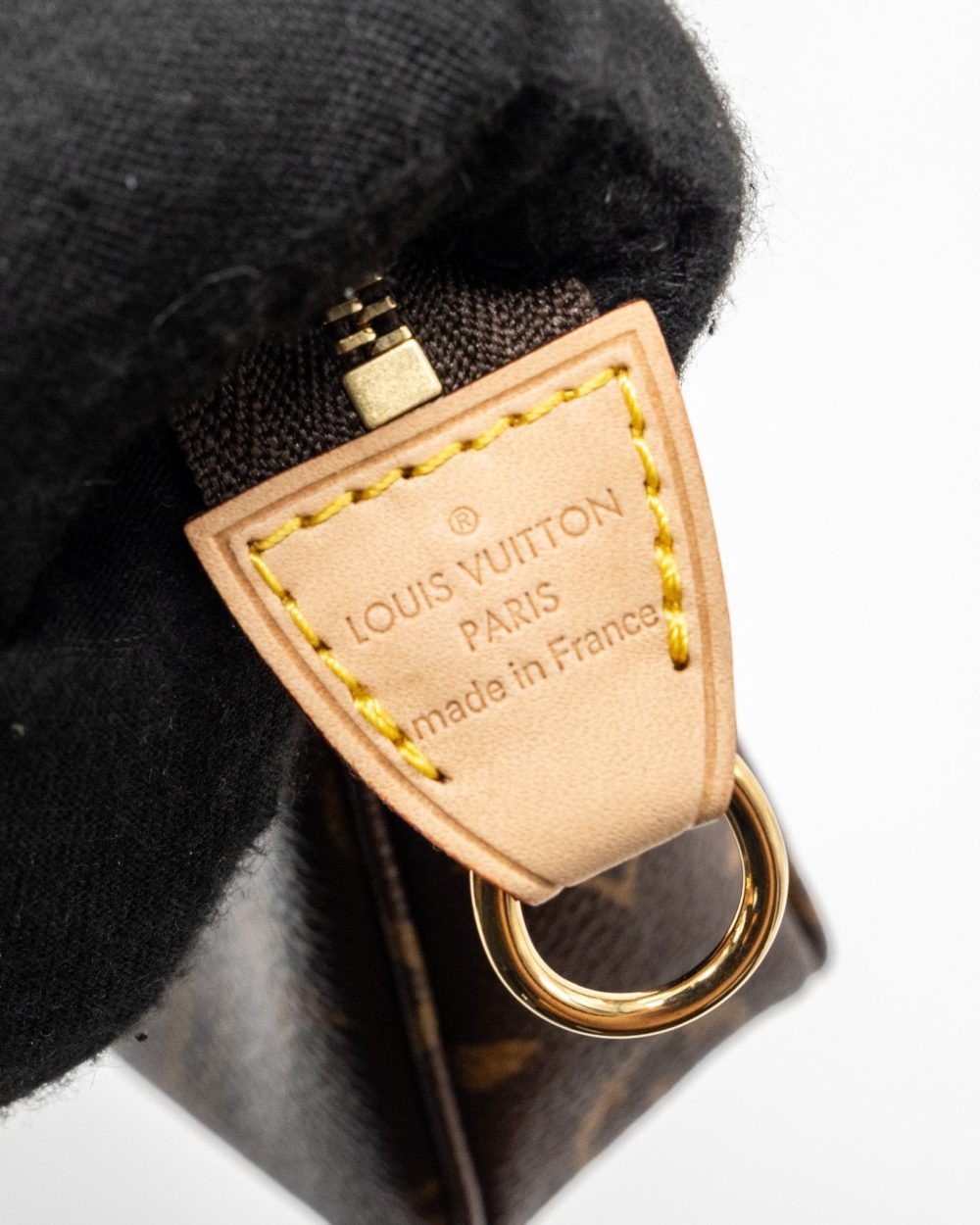 AAA Replica Louis Vuitton LV POCHETTE ACCESSORIES MONOGRAM CANVAS GHW