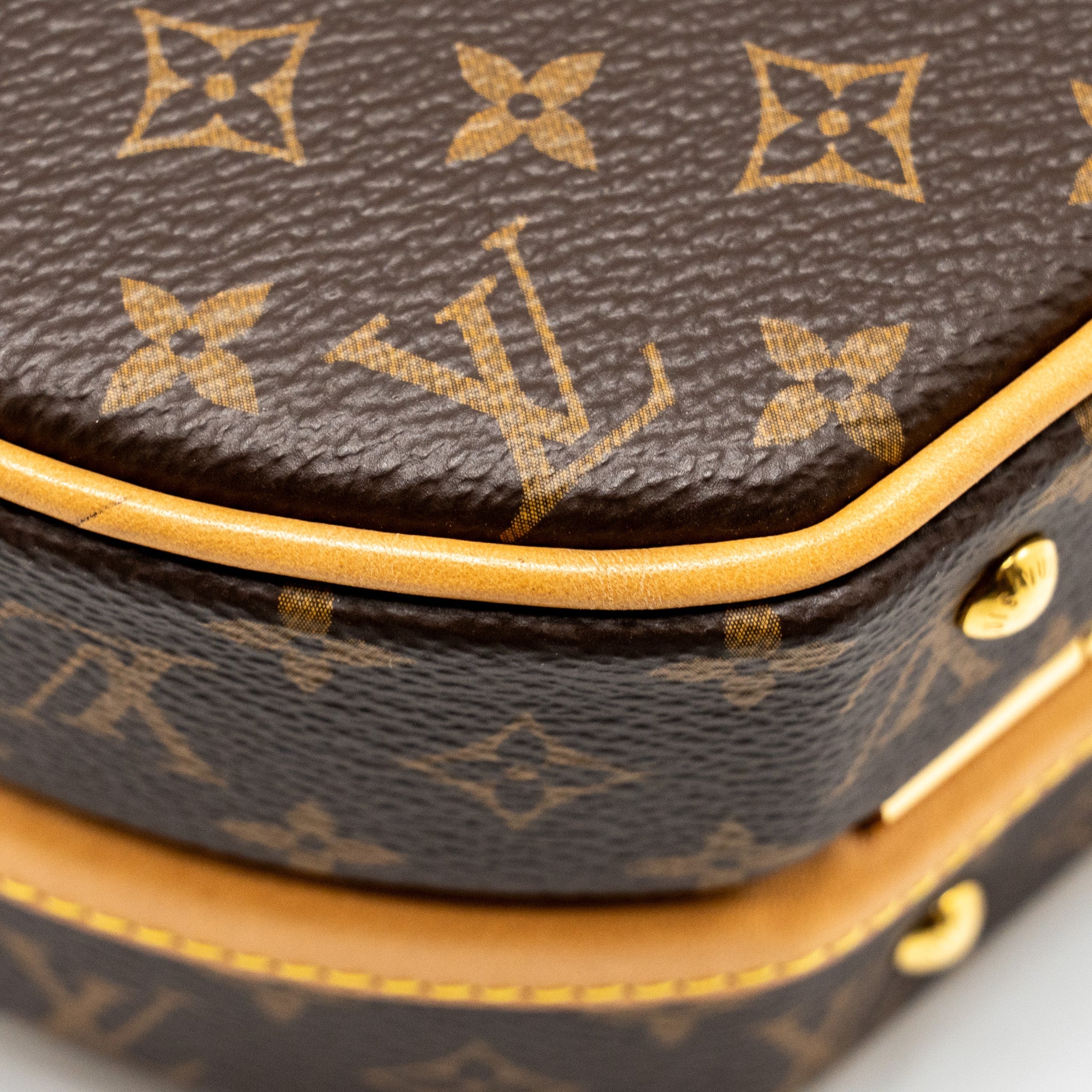 AAA Replica Louis Vuitton LV PETITE BOITE CHAPEAU MONOGRAM CANVAS GHW