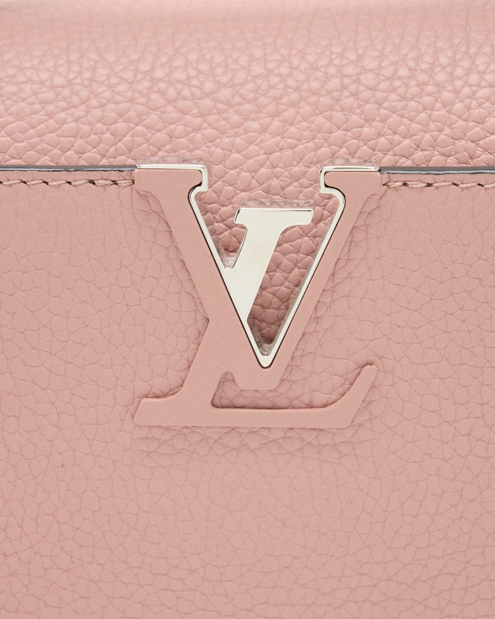 AAA Replica Louis Vuitton LV CAPUCINES BB TAURILLON MAGNOLIA SHW