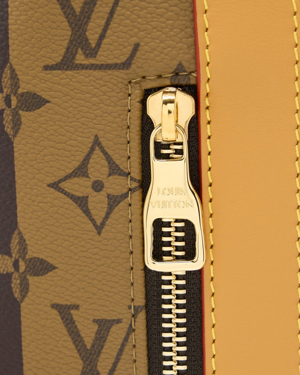 AAA Replica Louis Vuitton LV X NIGO RANDONNEE MESSENGER MONOGRAM REVERSE CANVAS GHW (NEW VERSION)