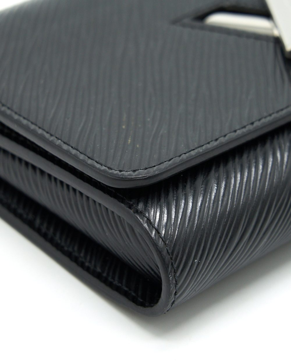 AAA Replica Louis Vuitton LV TWIST WALLET ON CHAIN BLACK SHW EPI LEATHER