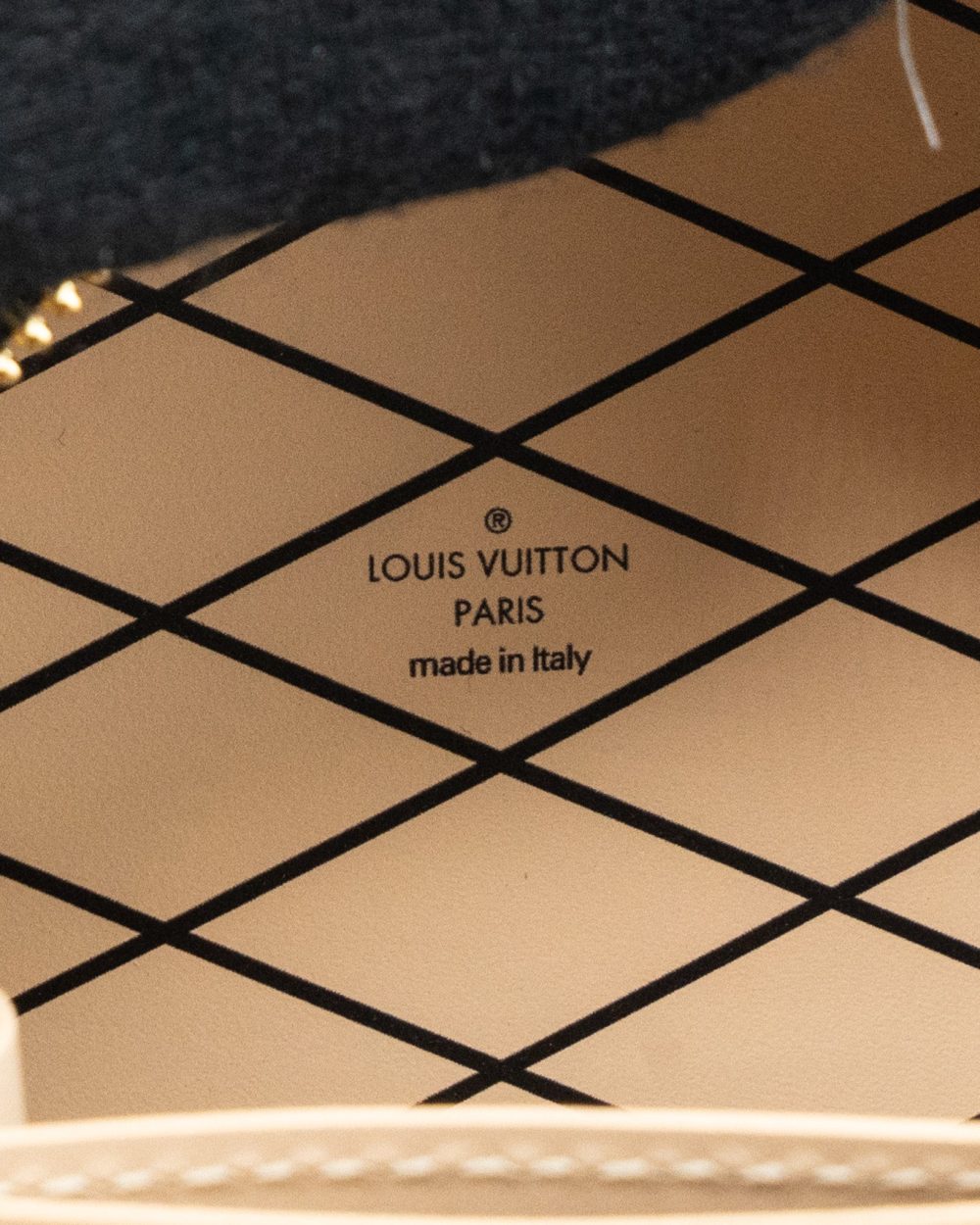 AAA Replica Louis Vuitton LV MINI BOITE CHAPEAU MONOGRAM REVERSE CANVAS GHW