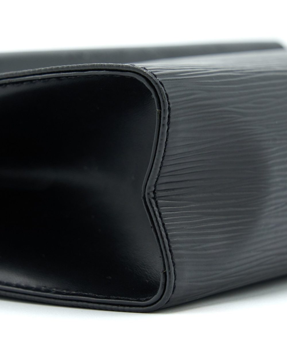 AAA Replica Louis Vuitton LV VINTAGE SHOULDER BAG EPI BLACK