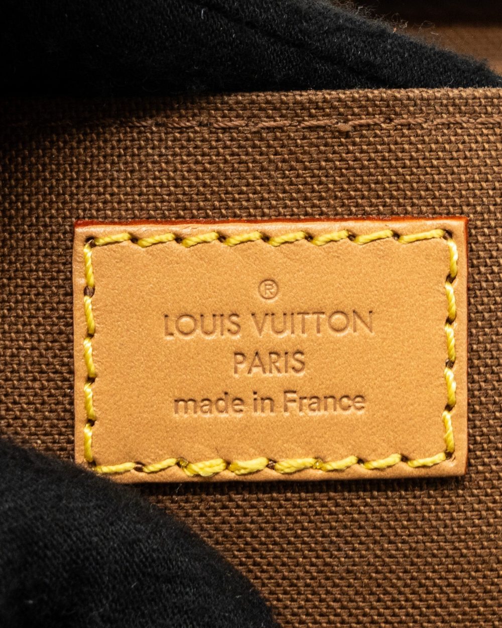 AAA Replica Louis Vuitton LV PETIT SAC PLAT MONOGRAM CANVAS GHW