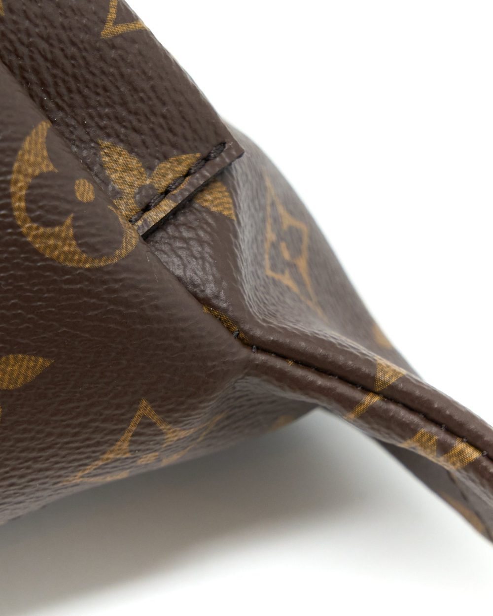AAA Replica Louis Vuitton LV BUMBAG MONOGRAM CANVAS GHW