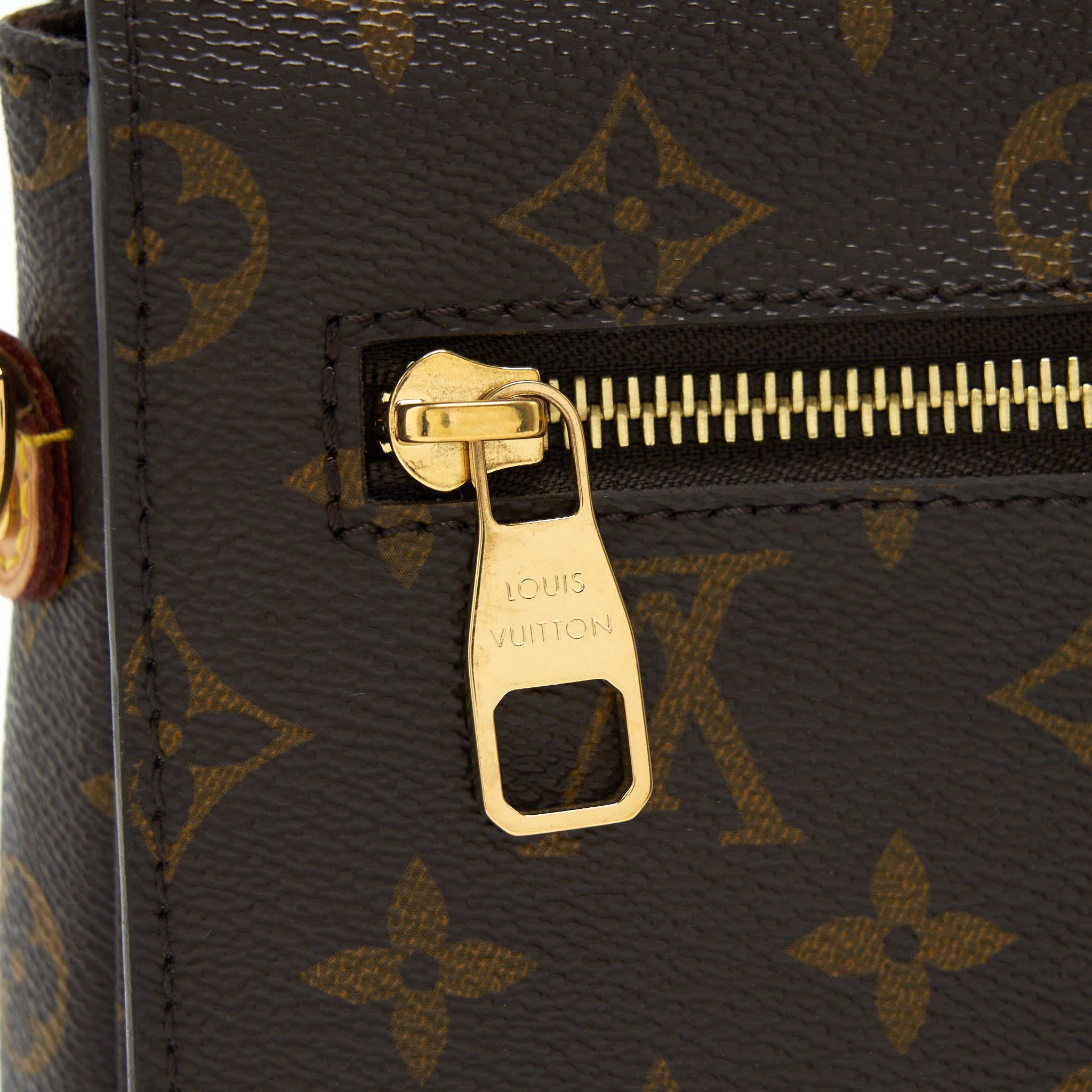 AAA Replica Louis Vuitton LV POCHETTE METIS MONOGRAM CANVAS