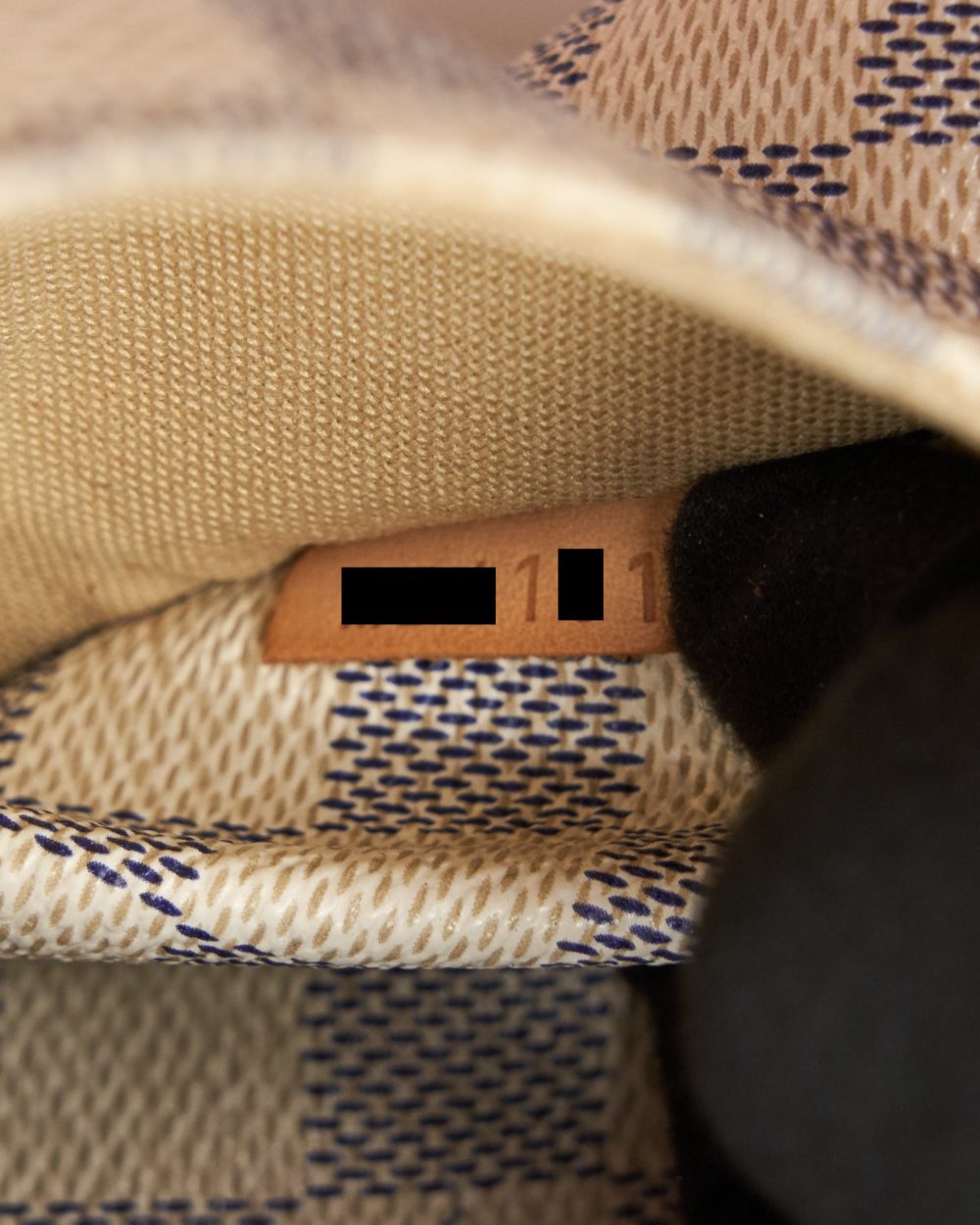 AAA Replica Louis Vuitton LV DAMIER AZUR TOTALLY MM SHOULDER BAG
