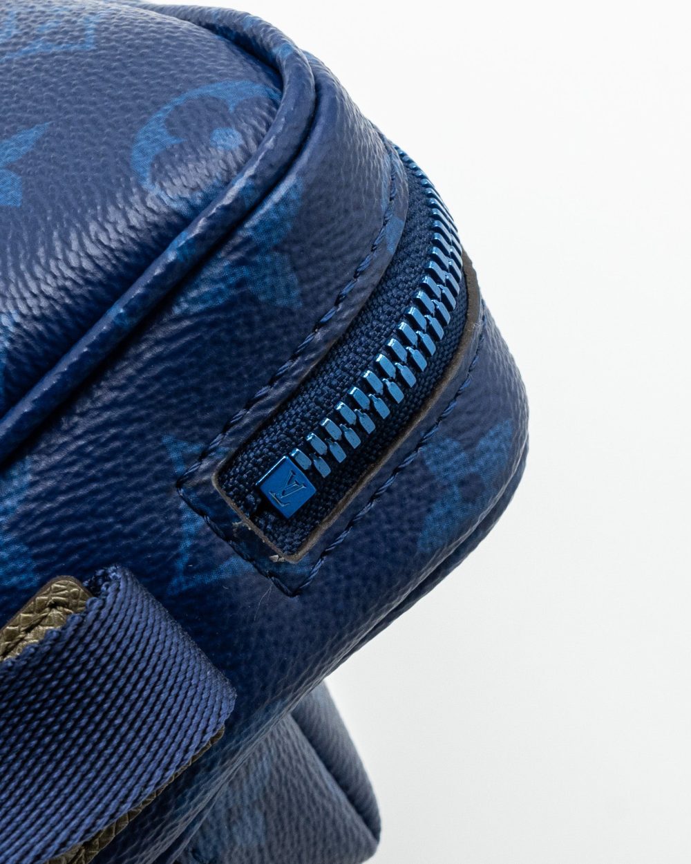 AAA Replica Louis Vuitton LV MESSENGER BAG MONOGRAM CANVAS PACIFIC BLUE/ MULTICOLOUR HARDWARE