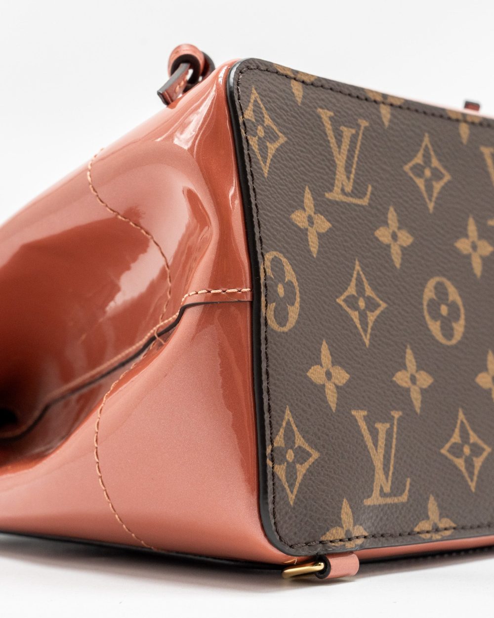 AAA Replica Louis Vuitton LV HOT SPRINGS BACKPACK PATENT / MONOGRAM CANVAS PINK GHW 