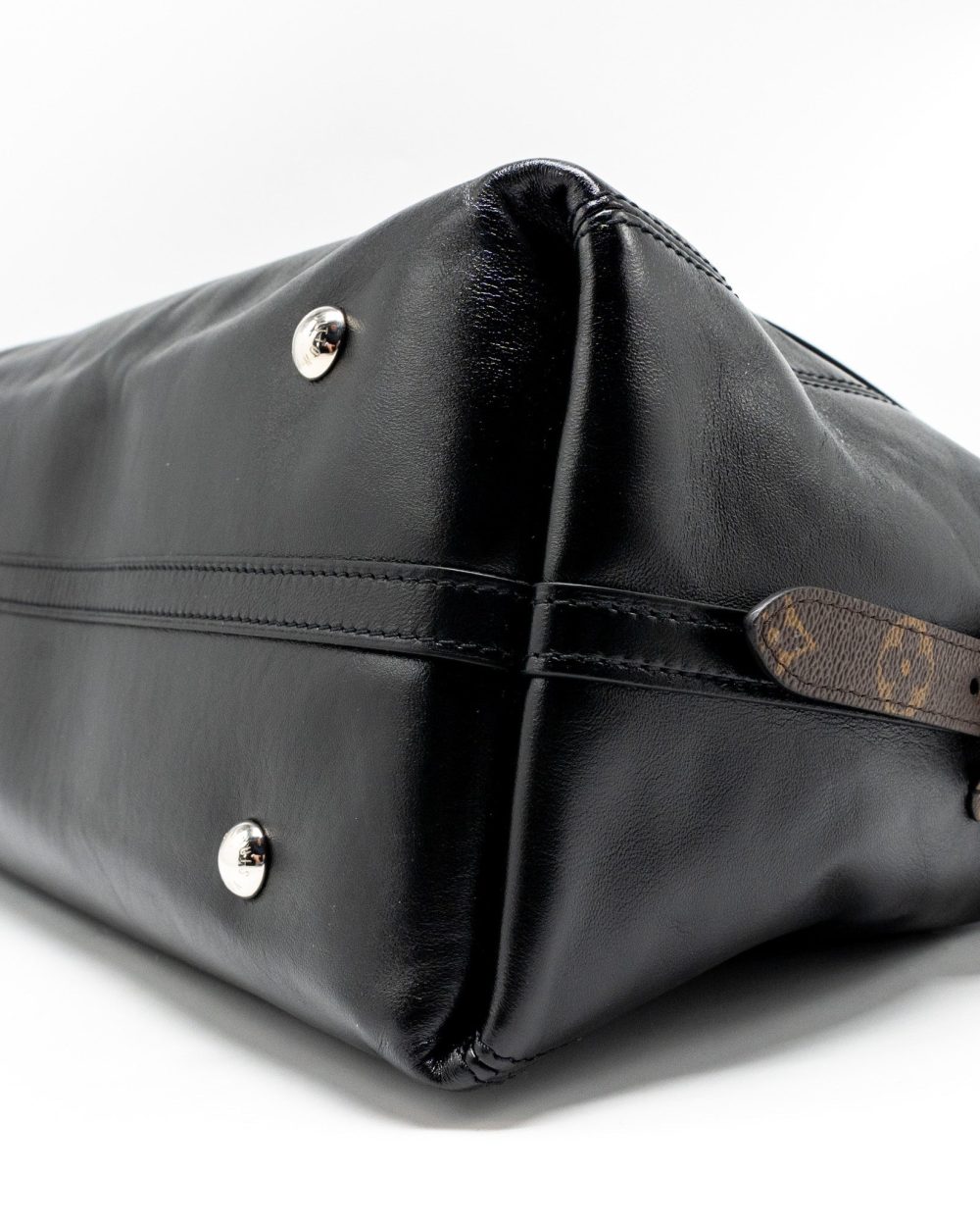AAA Replica Louis Vuitton LV Carryall Vibe MM Lambskin/Monogram Canvas Black SHW M25143