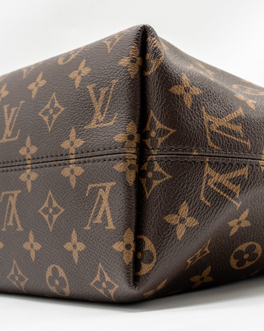 AAA Replica Louis Vuitton LV GRACEFULL MM MONOGRAM CANVAS GHW