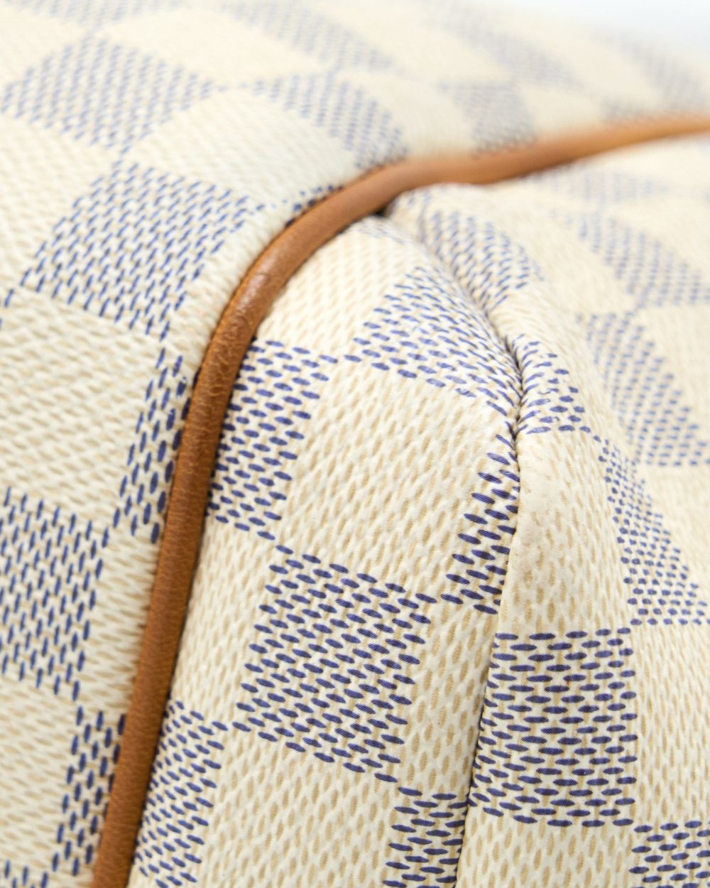 AAA Replica Louis Vuitton LV TOTALLY MM DAMIER AZUR GHW