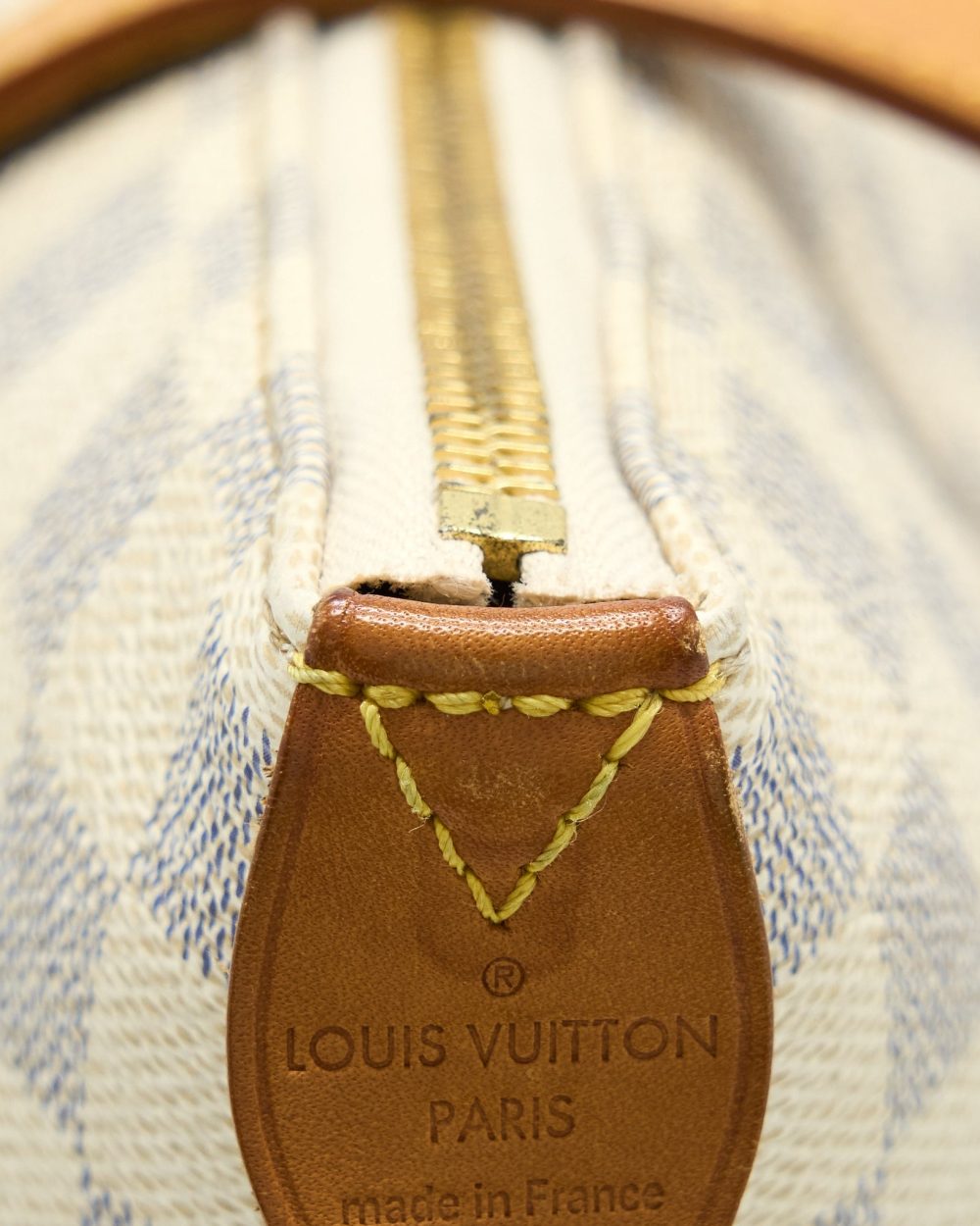 AAA Replica Louis Vuitton LV TOTALLY MM DAMIER AZUR GHW