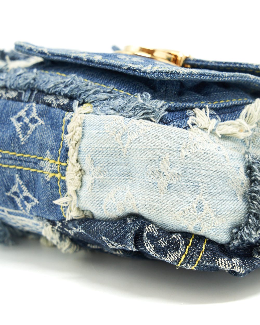 AAA Replica Louis Vuitton LV VINTAGE DENIM SHOULDER BAG MULTICOLOUR