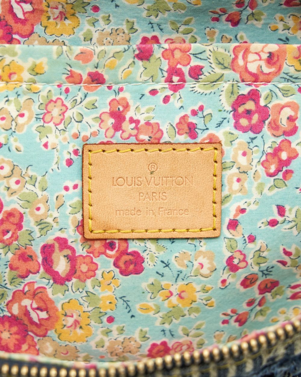 AAA Replica Louis Vuitton LV VINTAGE DENIM SHOULDER BAG MULTICOLOUR