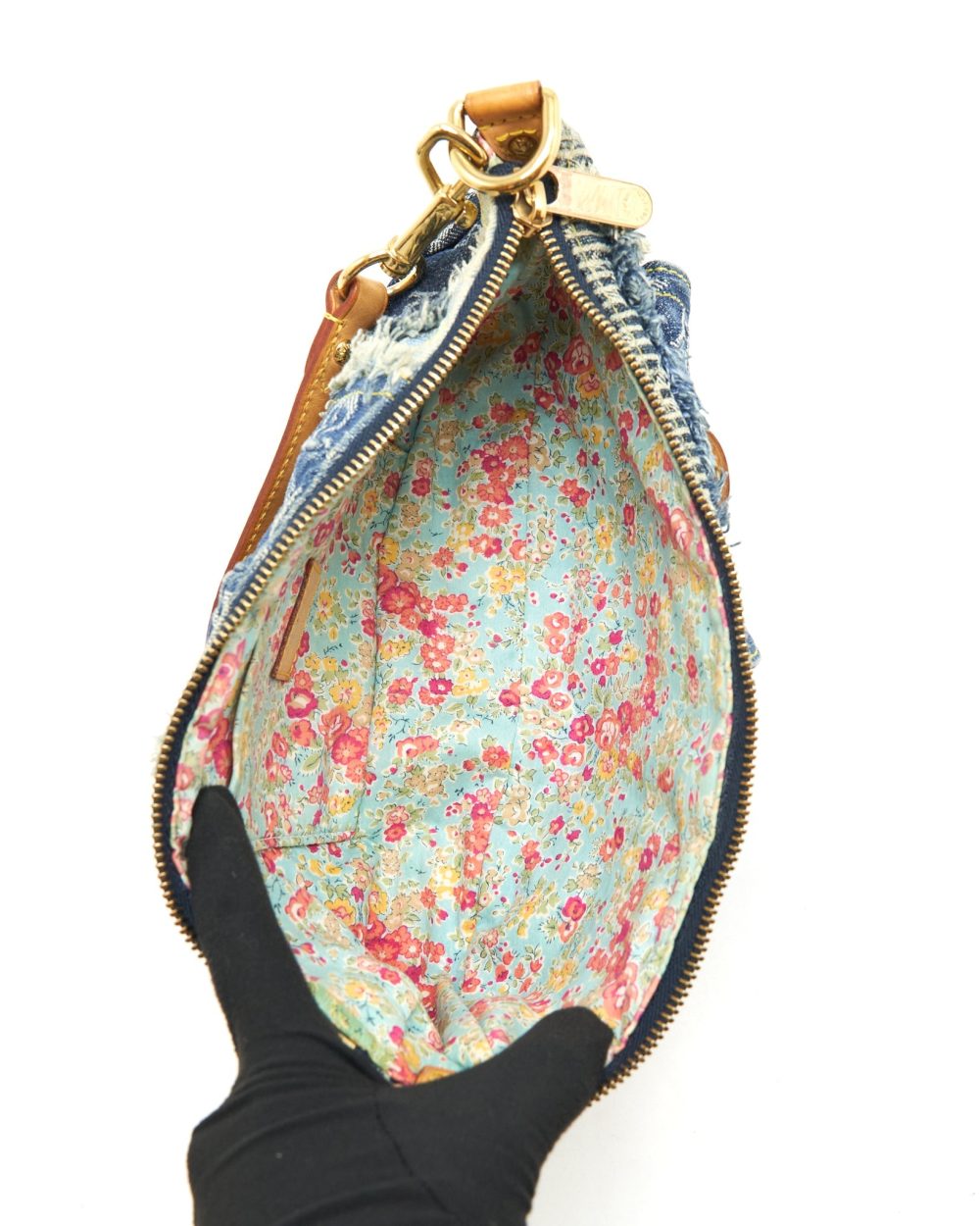 AAA Replica Louis Vuitton LV VINTAGE DENIM SHOULDER BAG MULTICOLOUR