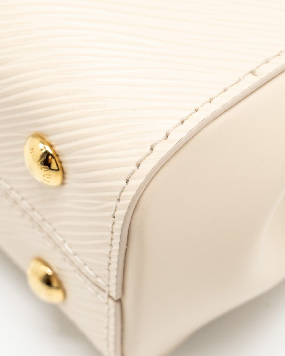 AAA Replica Louis Vuitton LV CLUNNY MINI EPI CREAM WHITE/MULTICOLOUR STRAP SHW