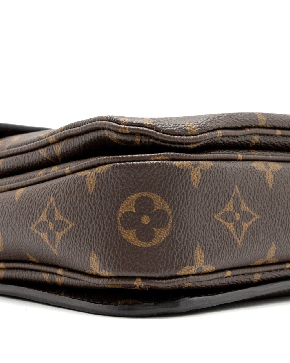 AAA Replica Louis Vuitton LV POCHETTE MÉTIS MONOGRAM CANVAS WITH GHW
