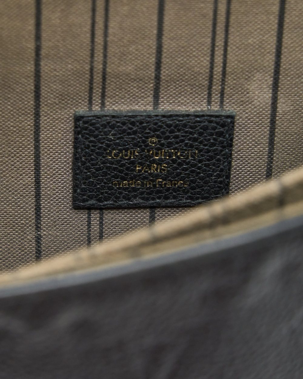 AAA Replica Louis Vuitton LV POCHETTE MÉTIS MONOGRAM EMPREINTE BLACK GHW