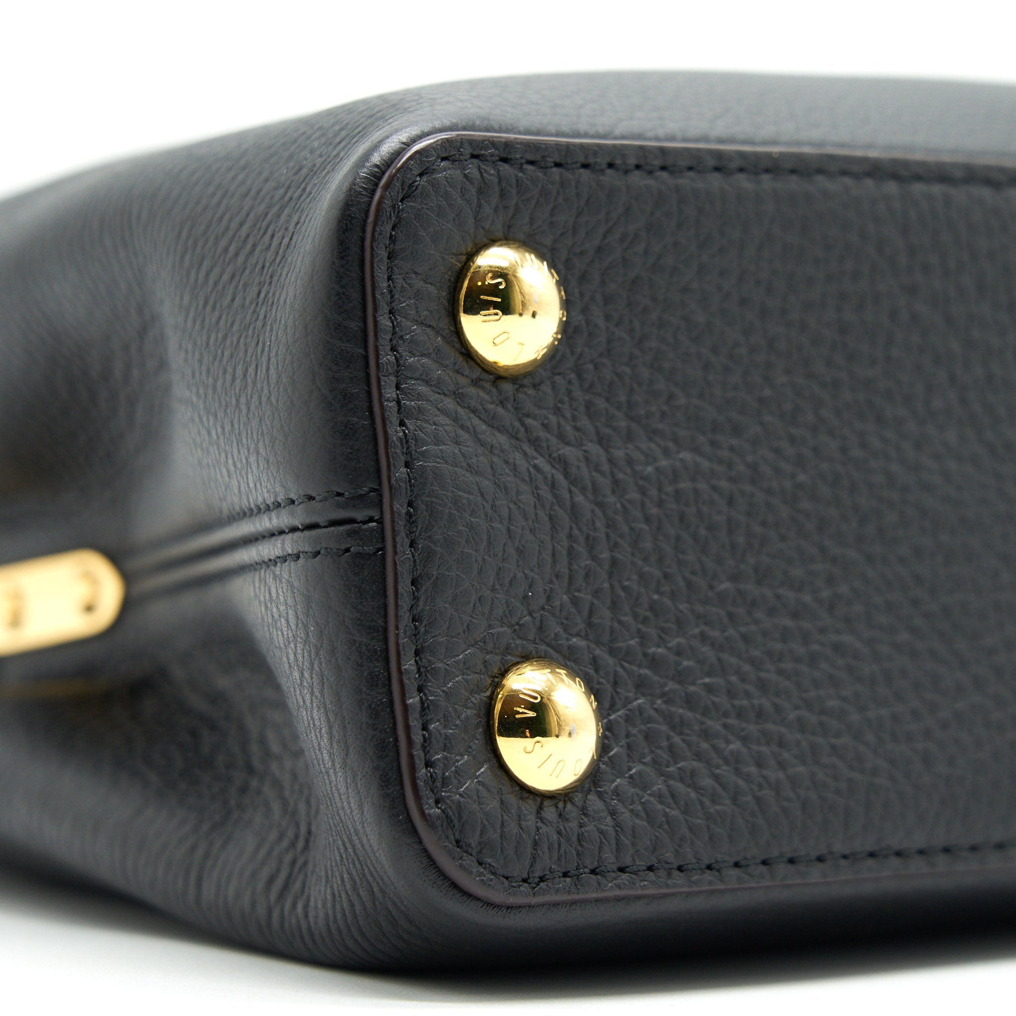 AAA Replica Louis Vuitton LV CAPUCINES BB BLACK