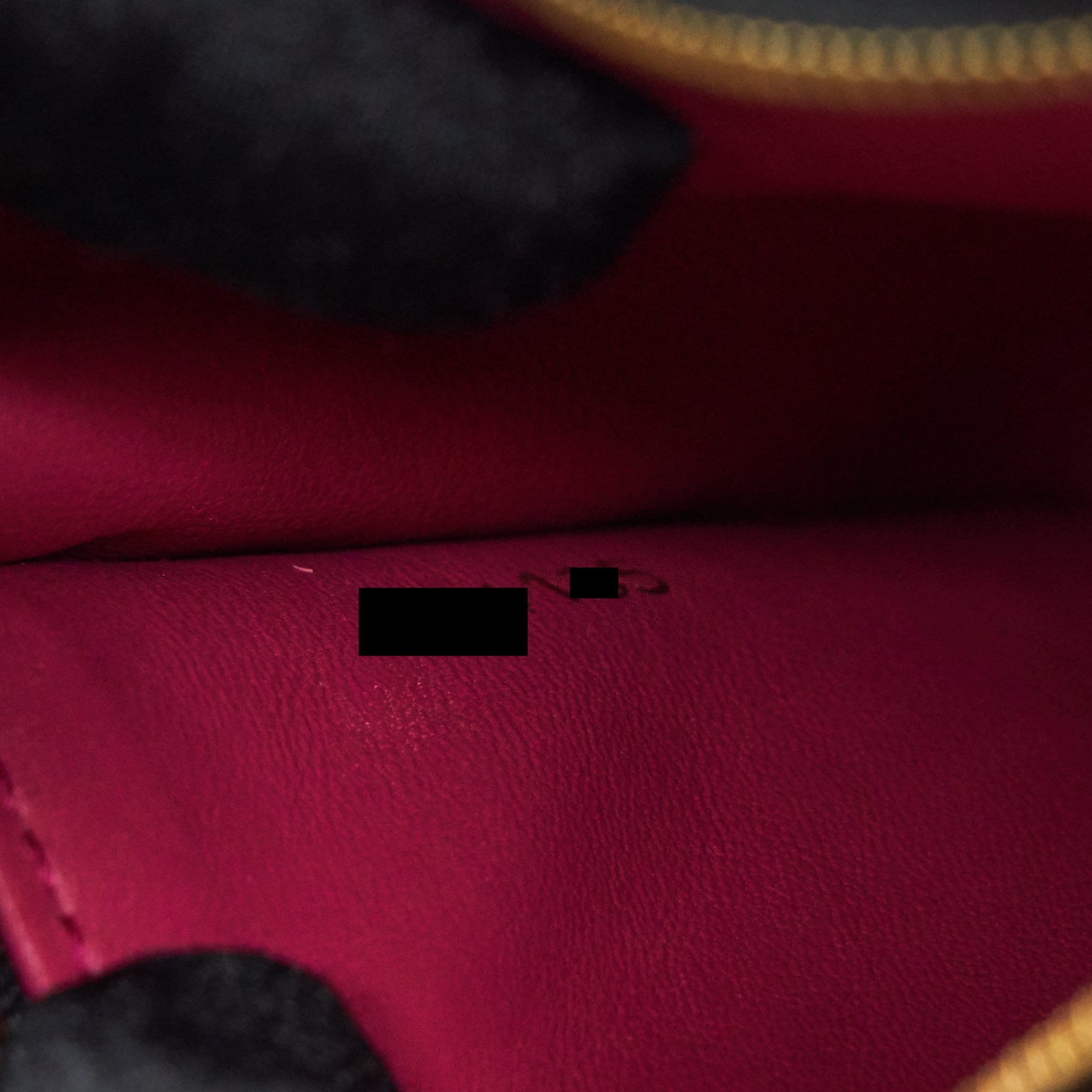 AAA Replica Louis Vuitton LV CAPUCINES BB BLACK