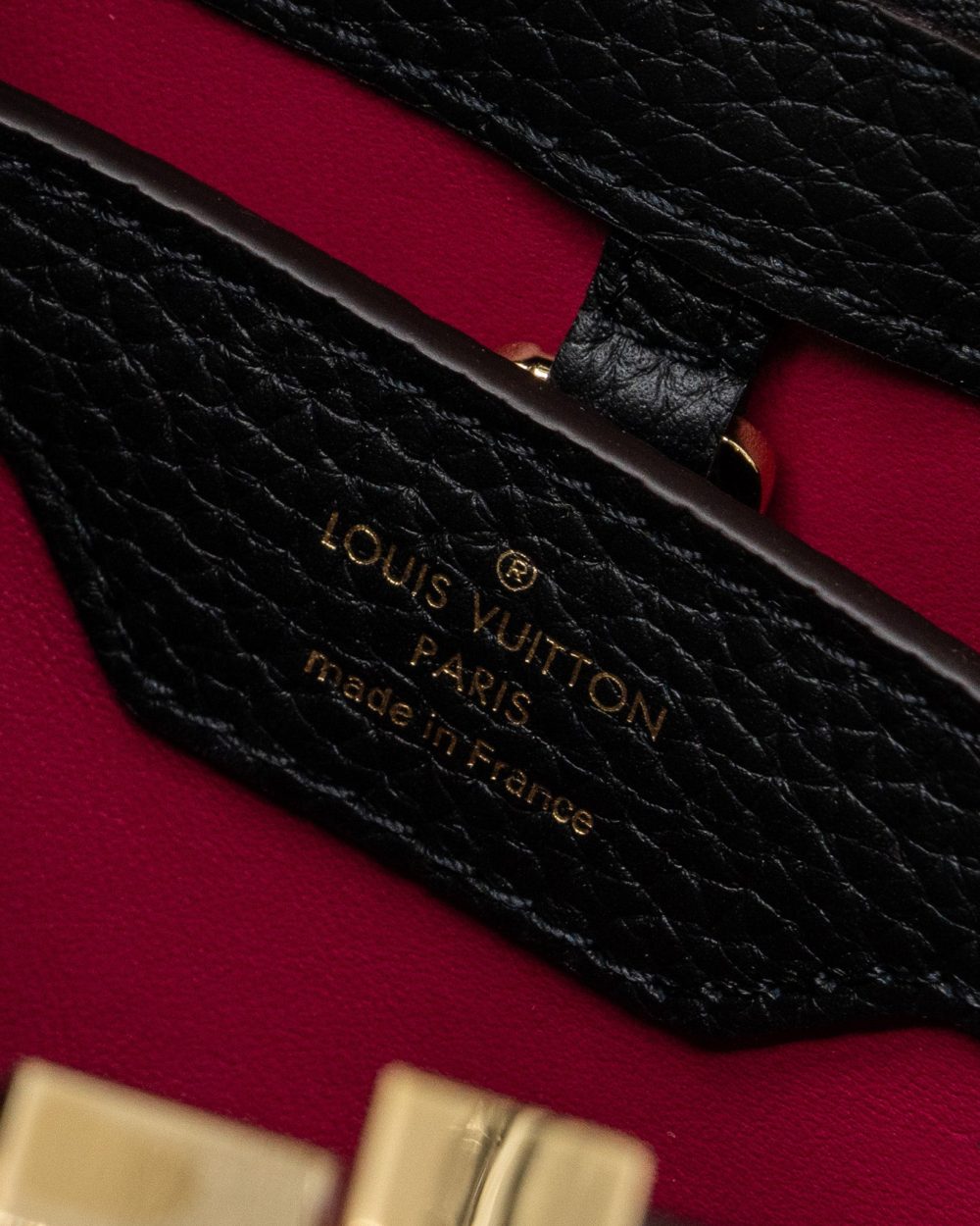 AAA Replica Louis Vuitton LV CAPUCINES BB TAURILLON BLACK GHW(NEW VERSION)