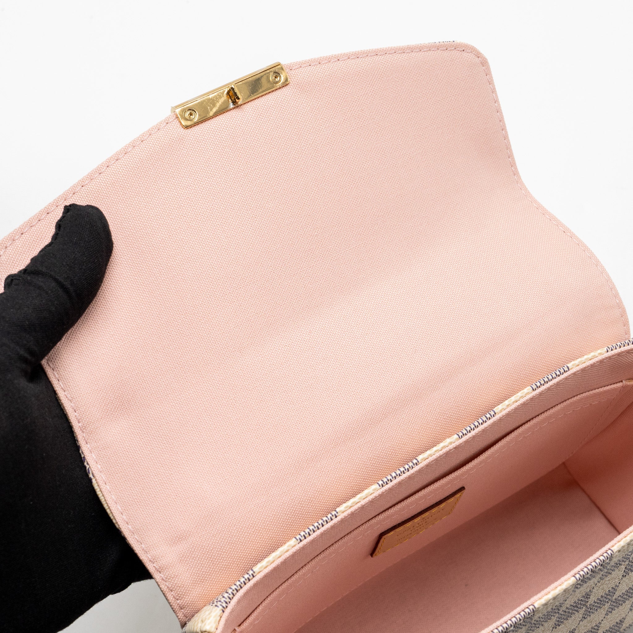 AAA Replica Louis Vuitton LV CROISETTE DAMIER AZUR CANVAS GHW