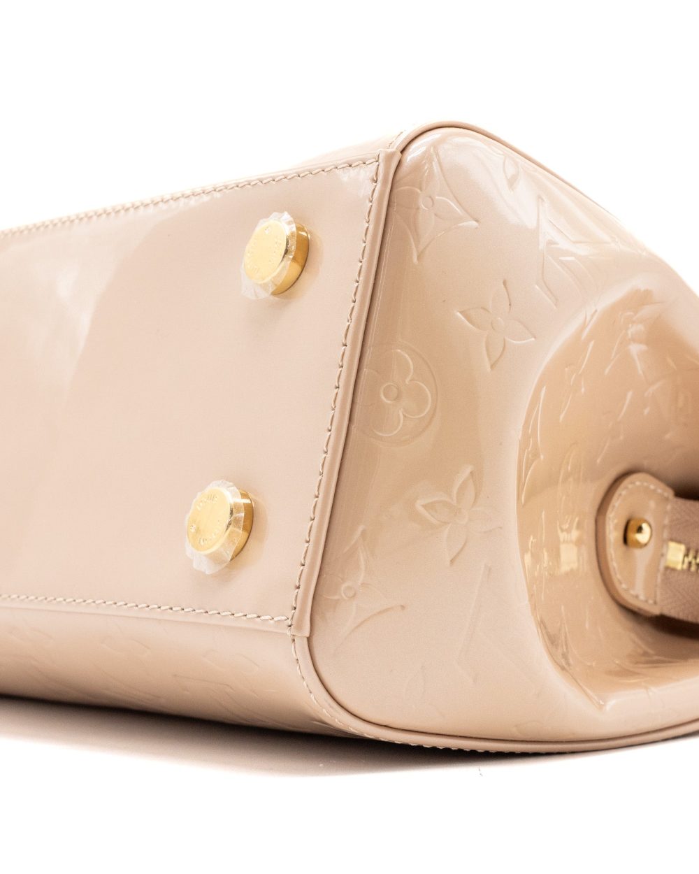 AAA Replica Louis Vuitton LV BREA MM PATENT LEATHER BEIGE GHW