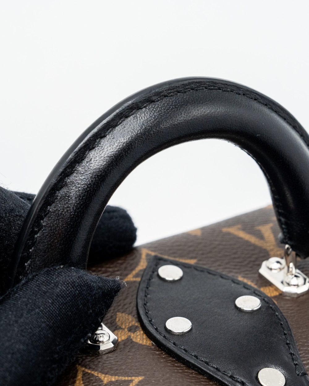 AAA Replica Louis Vuitton LV CAMERA BOX SHOULDER BAG MONOGRAM CANVAS SHW