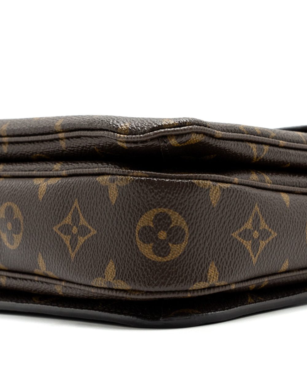 AAA Replica Louis Vuitton LV POCHETTE MÉTIS MONOGRAM CANVAS GHW