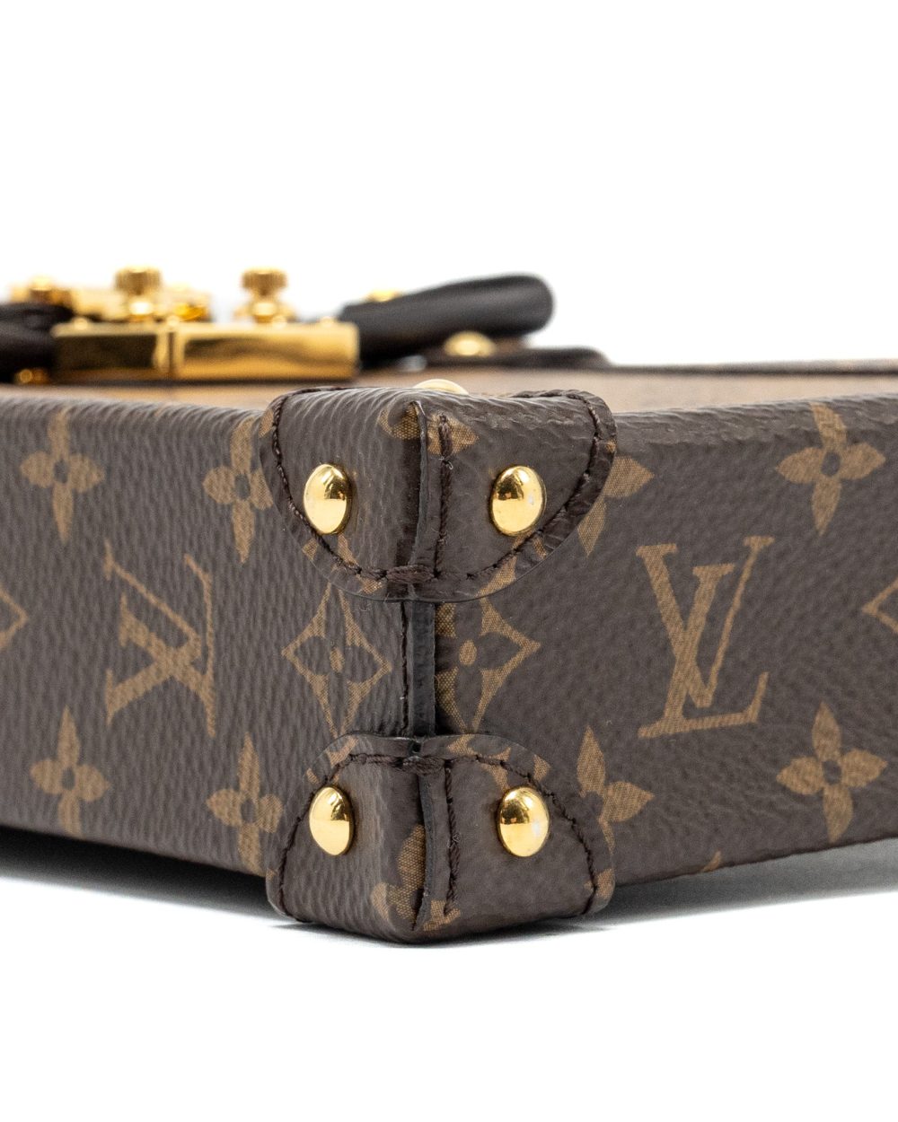 AAA Replica Louis Vuitton LV VERTICAL TRUNK POCHETTE WITH CHAIN MONOGRAM REVERSE CANVAS GHW