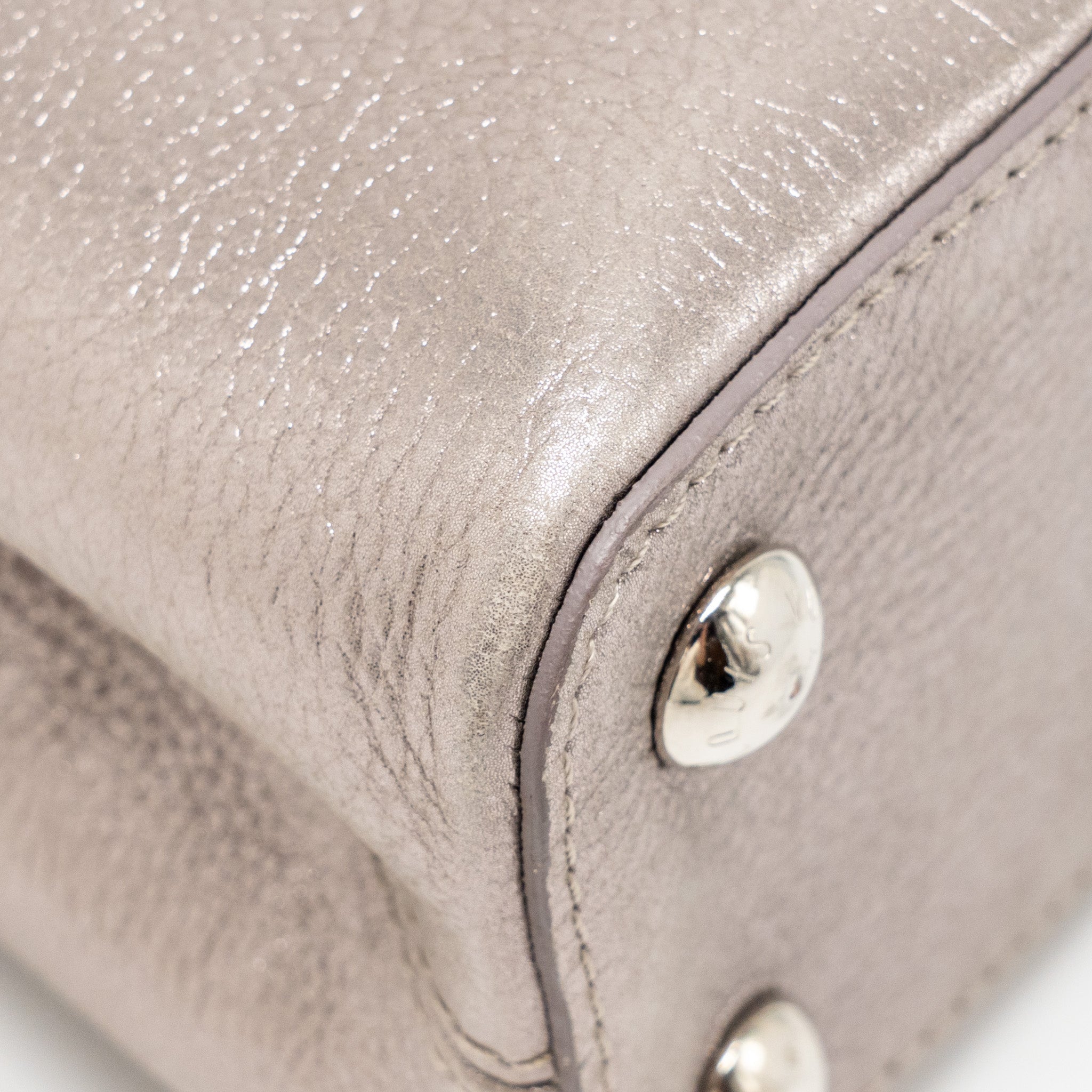 AAA Replica Louis Vuitton LV CAPUCINES BB LEATHER METALLIC SILVER SHW