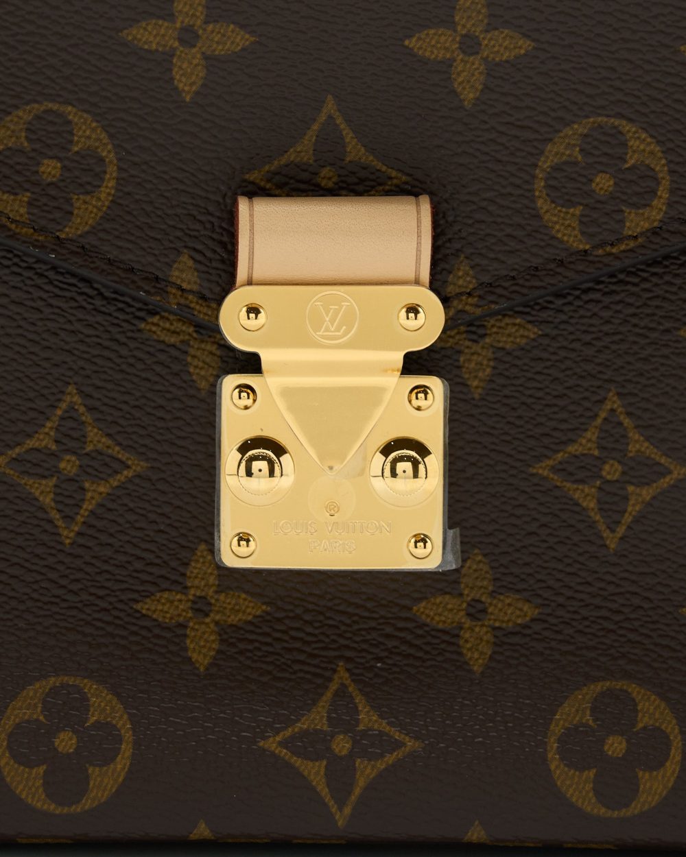 AAA Replica Louis Vuitton LV POCHETTE MÉTIS MONOGRAM CANVAS GHW