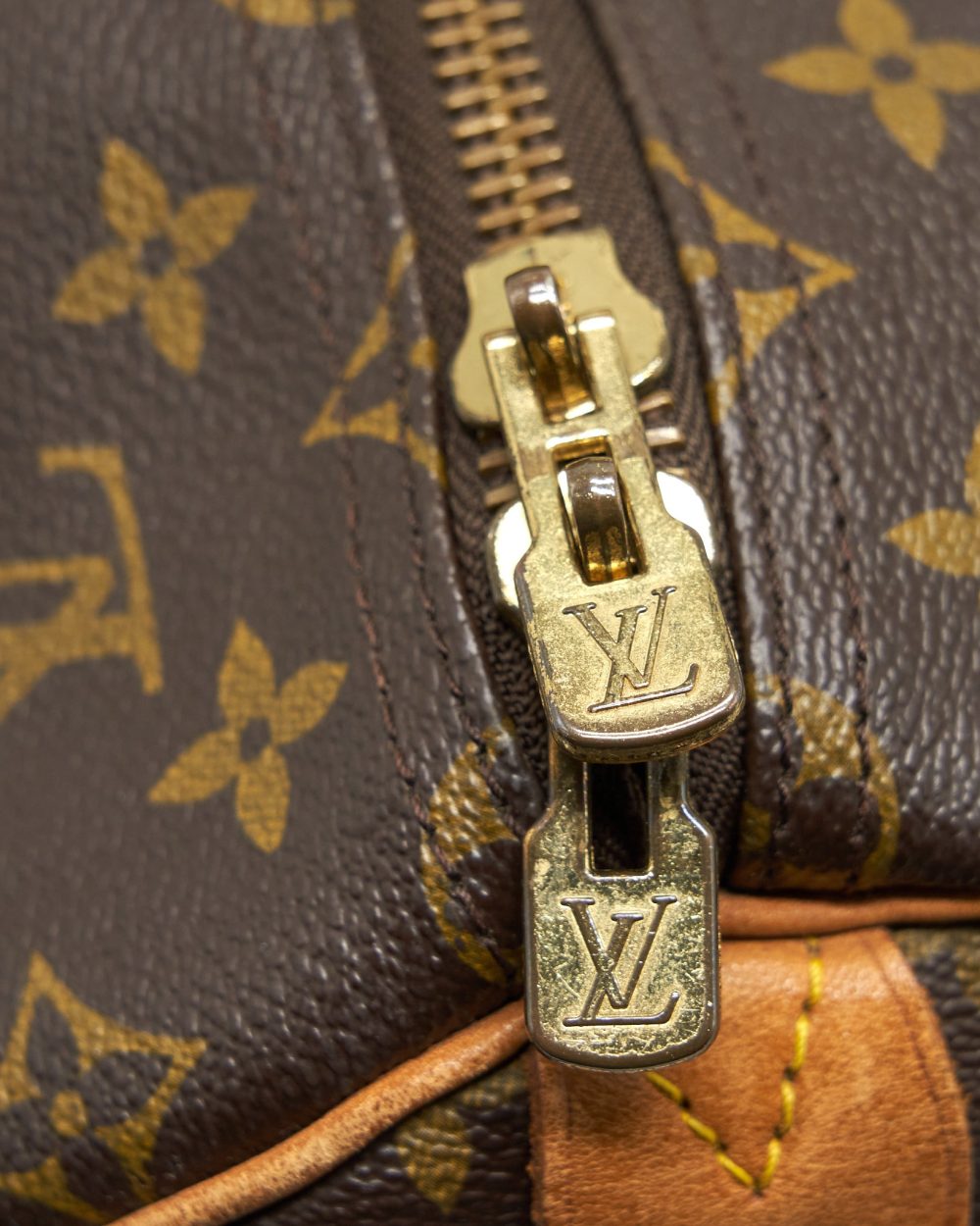 AAA Replica Louis Vuitton LV KEEPALL 55 MONOGRAM CANVAS GHW