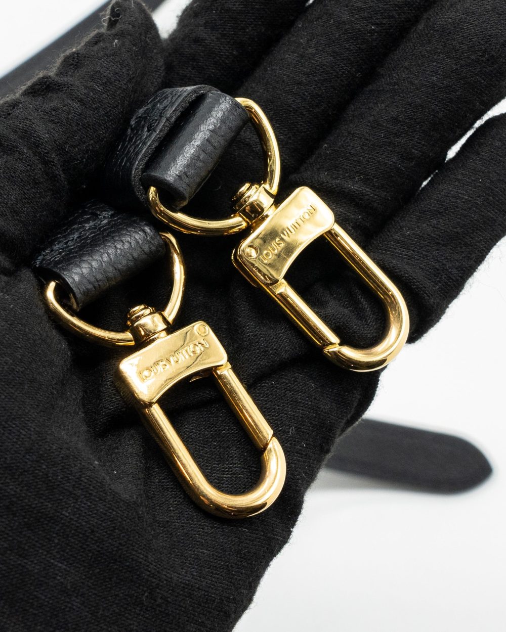 AAA Replica Louis Vuitton LV MÉTIS POCHETTE MONOGRAM EMPREINTE BLACK GHW(NEW VERSION)