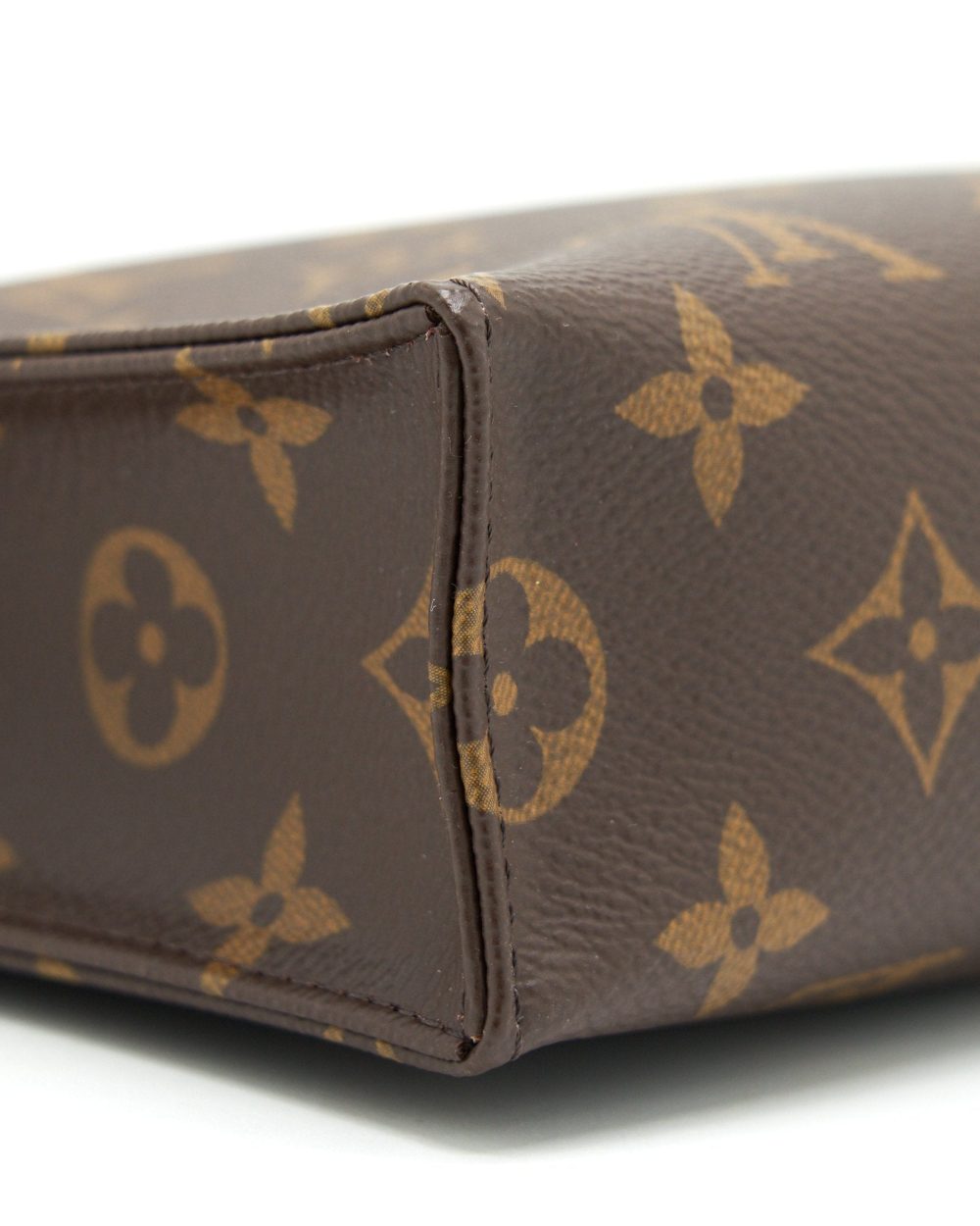 AAA Replica Louis Vuitton LV TOILETRY POCHETTE 26CM MONOGRAM CANVAS