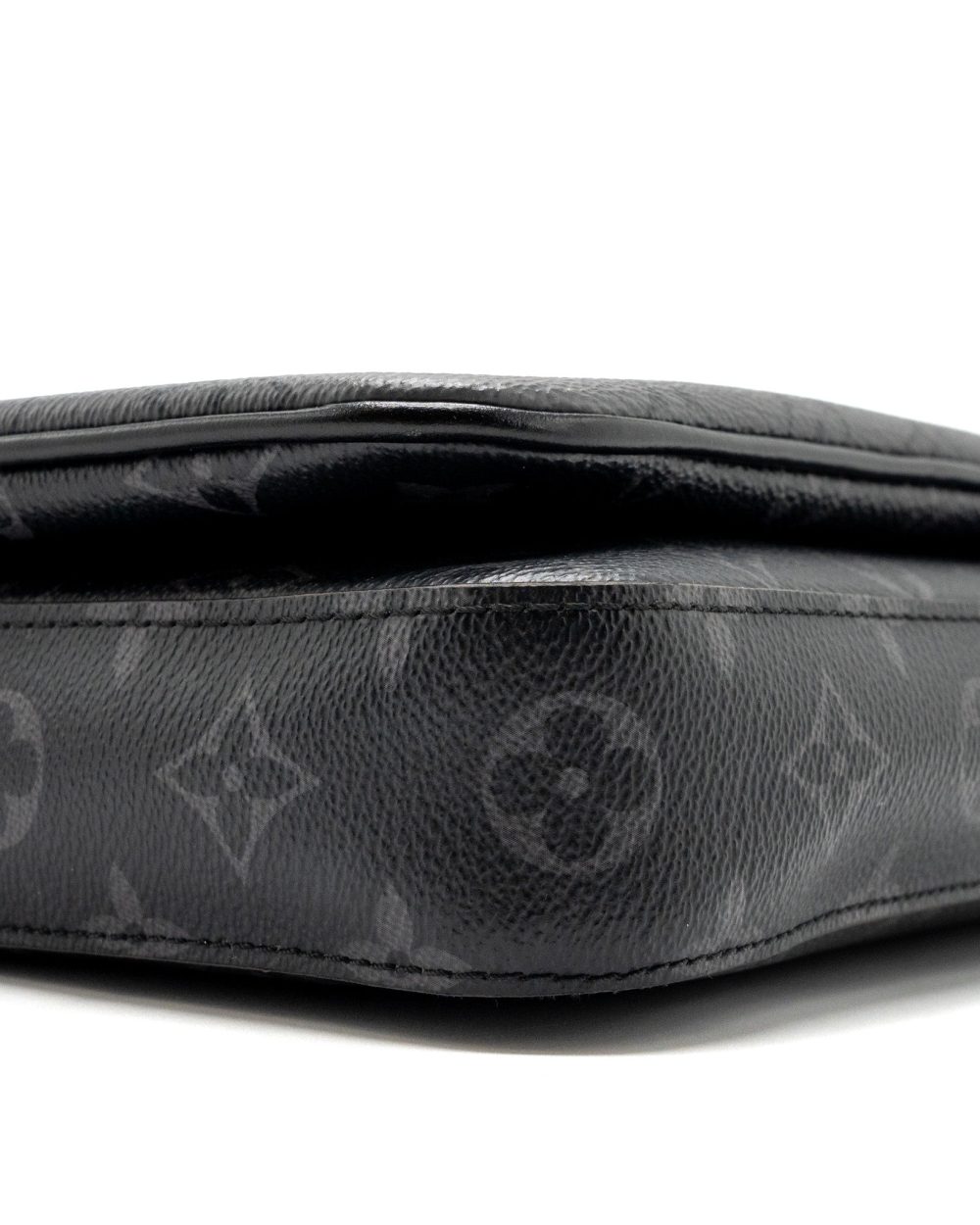 AAA Replica Louis Vuitton LV TRIO MESSENGER BAG MONOGRAM ECLIPSE SHW