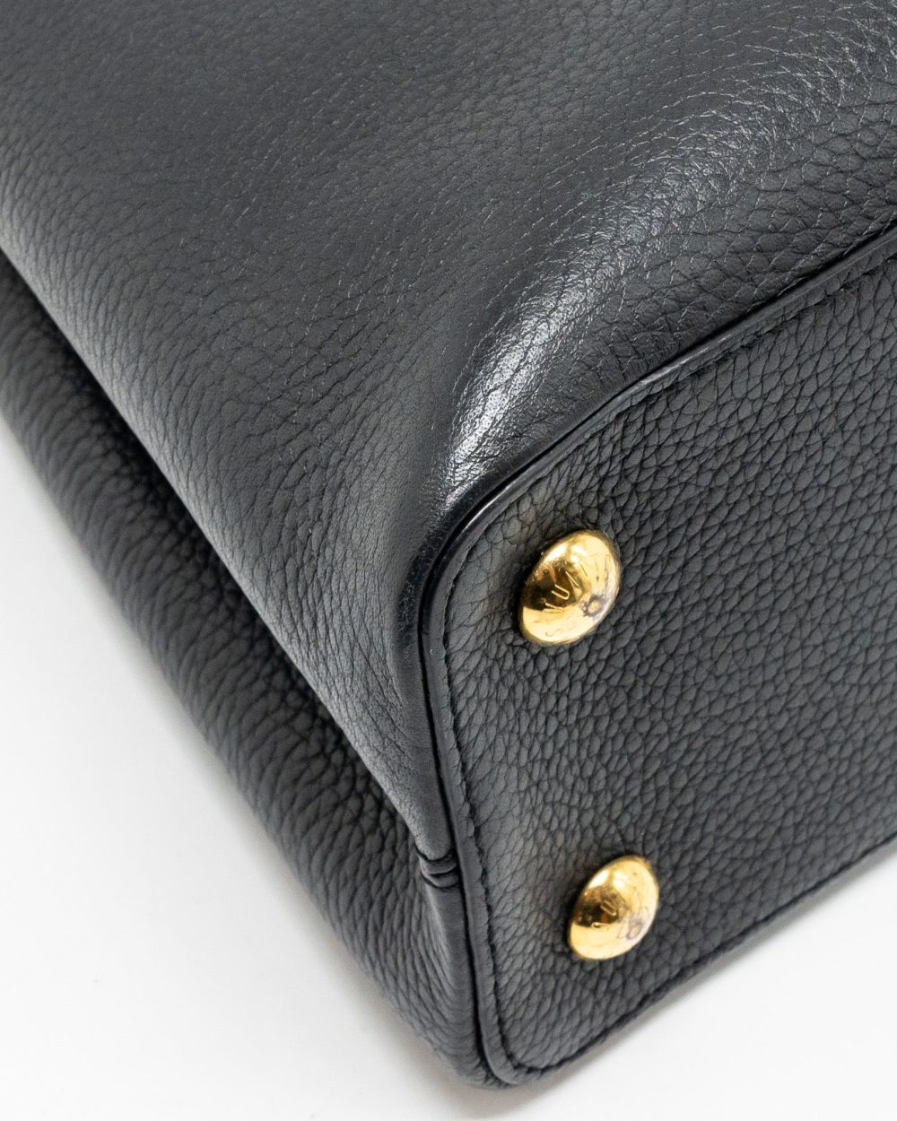 AAA Replica Louis Vuitton LV CAPUCINES MM CALFSKIN BLACK GHW