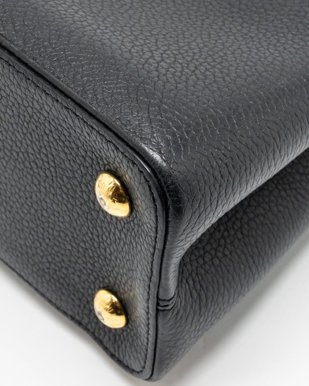 AAA Replica Louis Vuitton LV CAPUCINES MM CALFSKIN BLACK GHW