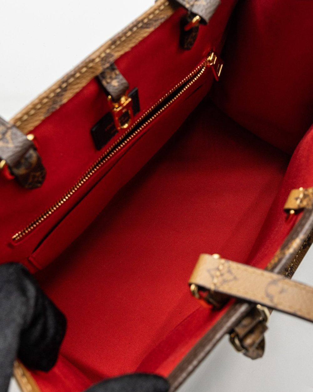 AAA Replica Louis Vuitton LV ONTHEGO MM MONOGRAM CANVAS GHW