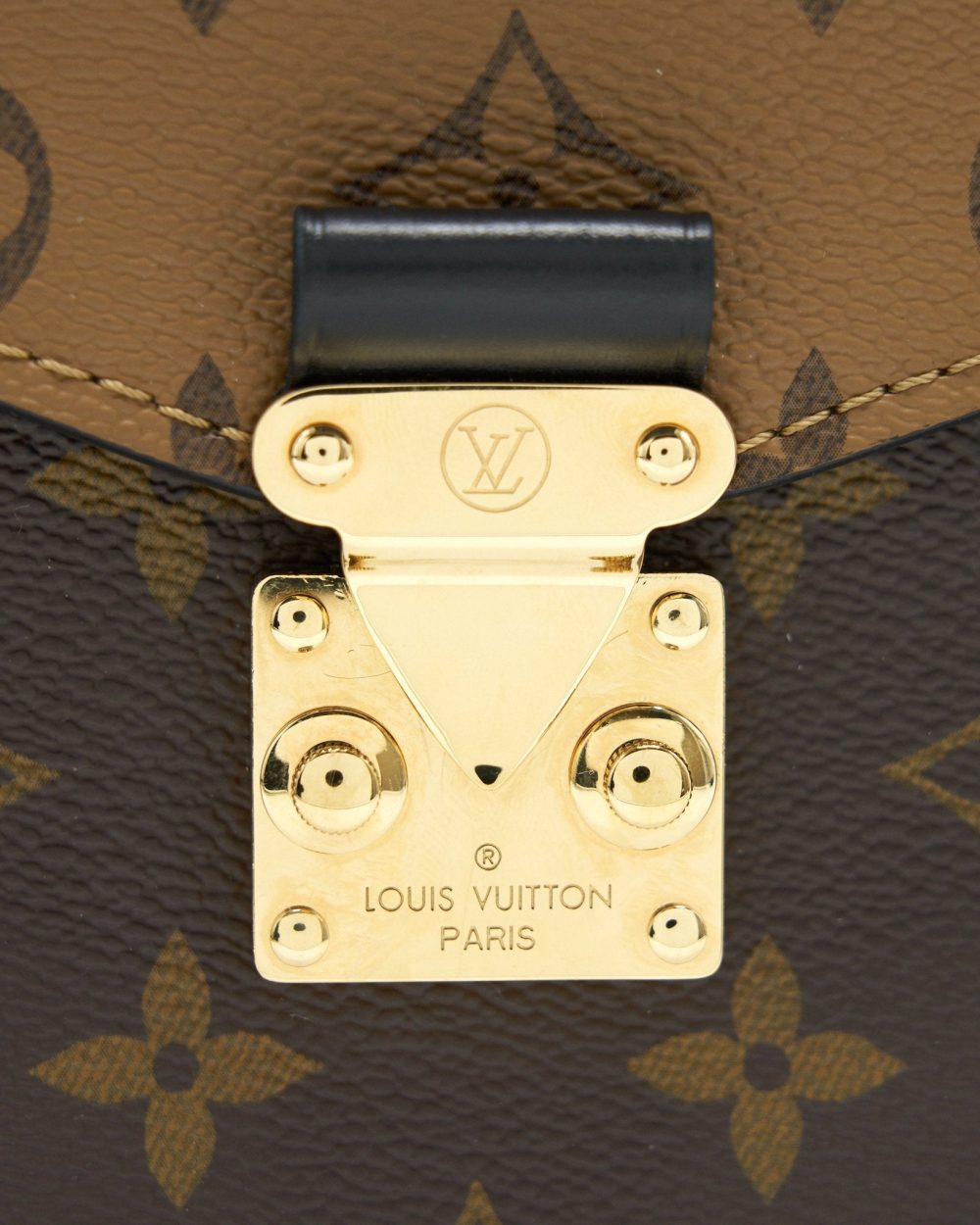 AAA Replica Louis Vuitton LV POCHETTE METIS MONOGRAM REVERSE CANVAS