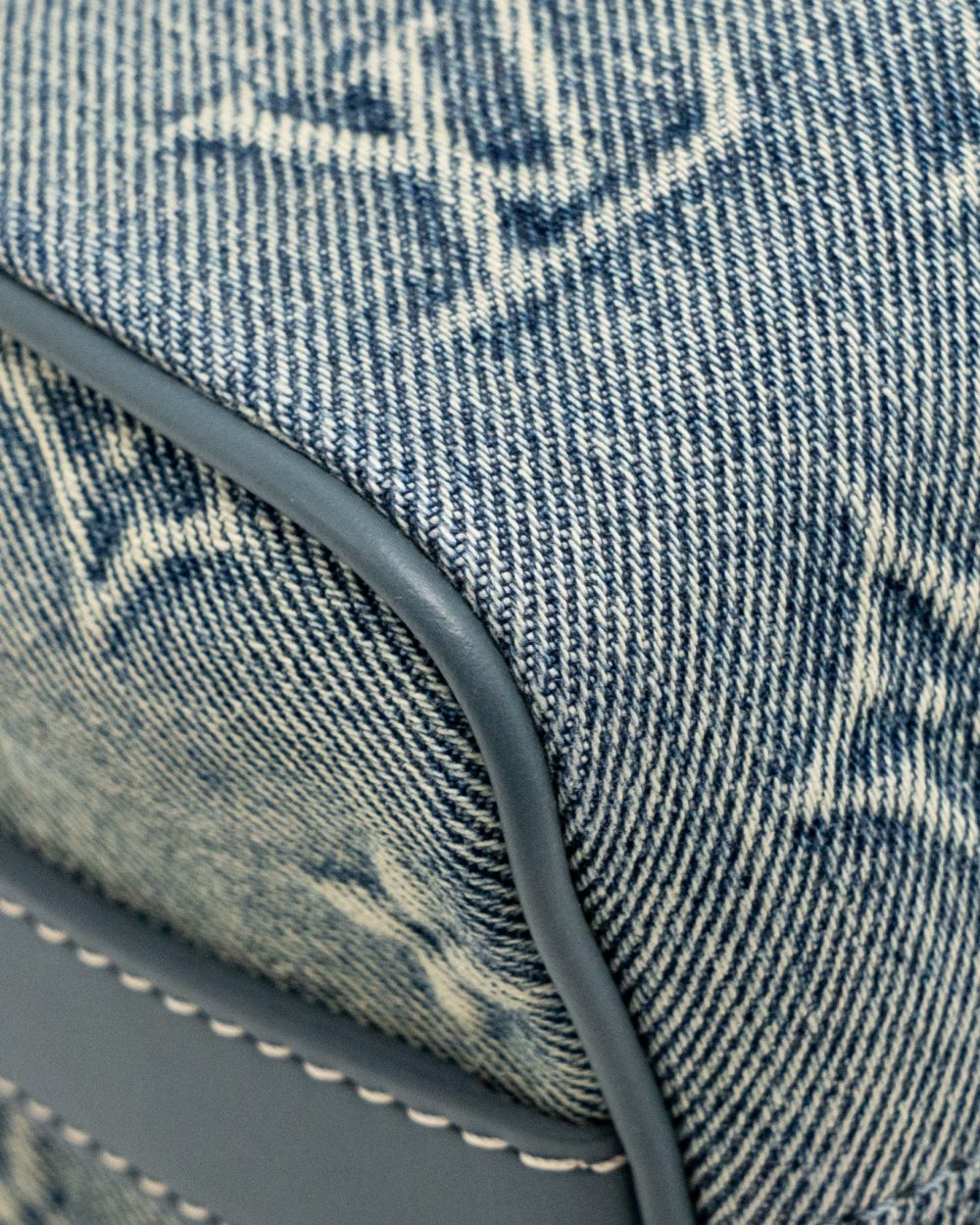 AAA Replica Louis Vuitton LV KEEPALL BANDOULIERE 25 WASHED DENIM CANVAS BLUE SHW