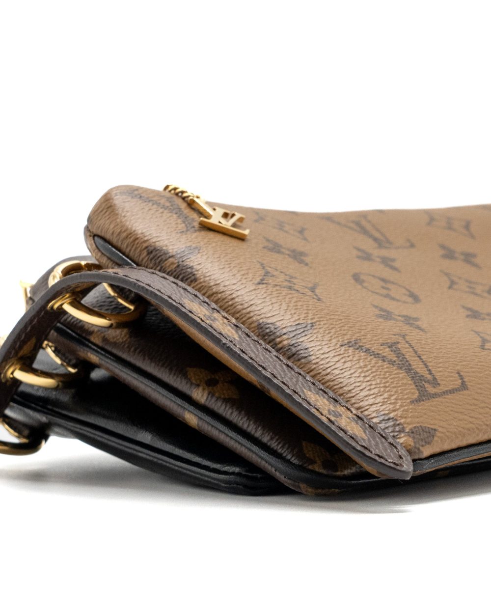 AAA Replica Louis Vuitton LV LV3 POCHETTE SHOULDER BAG REVERSE MONOGRAM CANVAS LAMBSKIN GHW