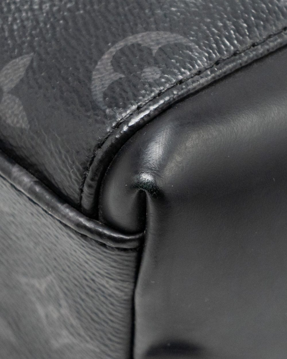 AAA Replica Louis Vuitton LV MESSENGER VOYAGER PM MONOGRAM CANVAS BLACK SHW