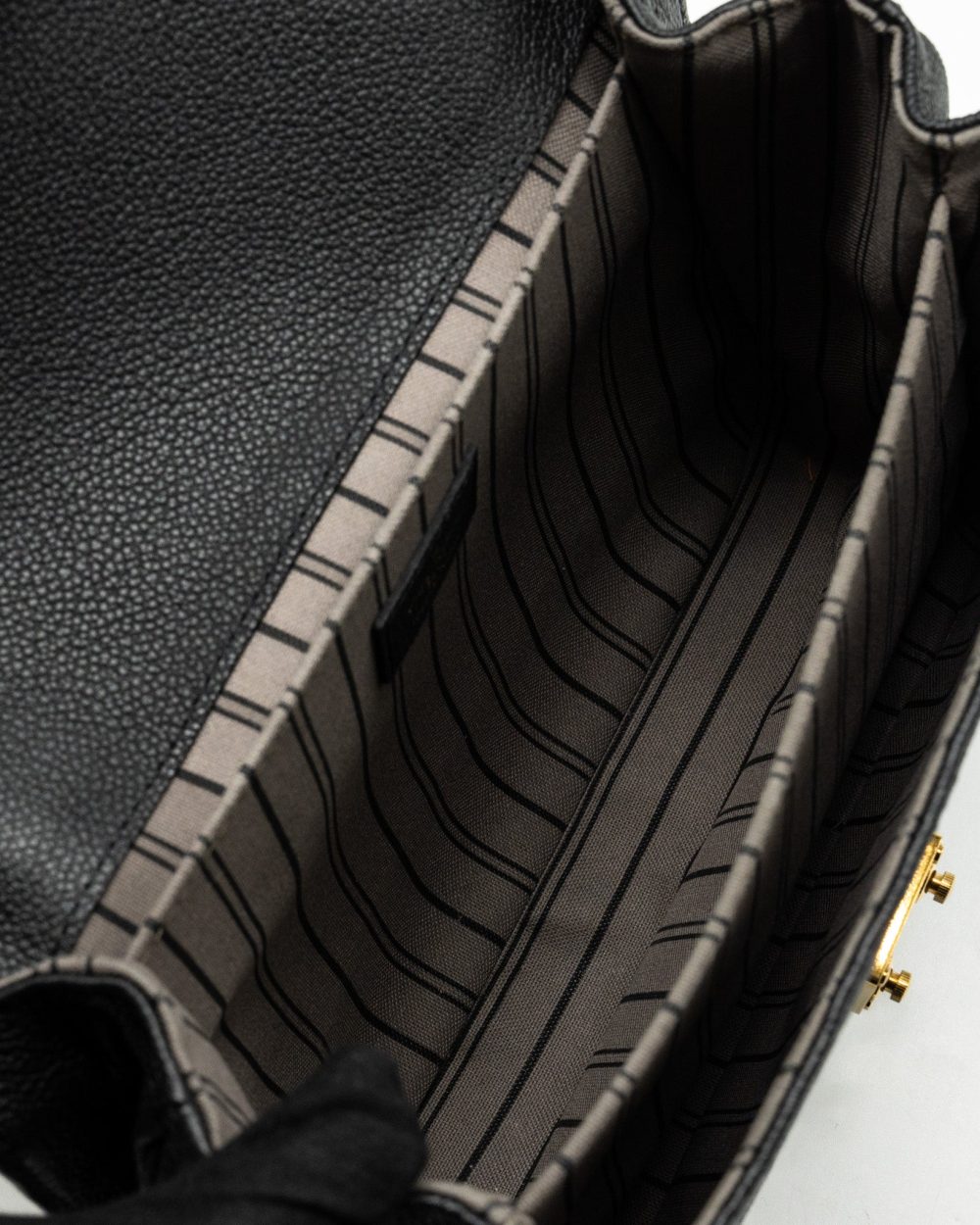 AAA Replica Louis Vuitton LV POCHETTE METIS MONOGRAM EMPREINTE BLACK GHW 