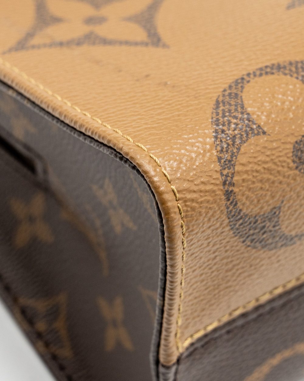 AAA Replica Louis Vuitton LV ONTHEGO EAST WEST MONOGRAM REVERSE GHW