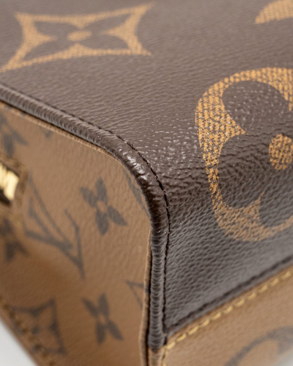 AAA Replica Louis Vuitton LV ONTHEGO EAST WEST MONOGRAM REVERSE GHW