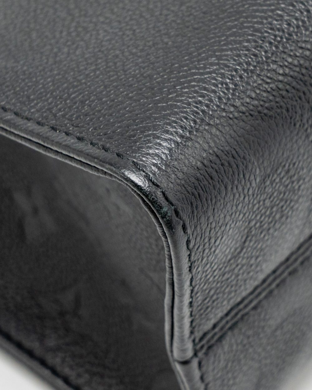 AAA Replica Louis Vuitton LV ONTHEGO PM MONOGRAM EMPREINTE LEATHER BLACK GHW