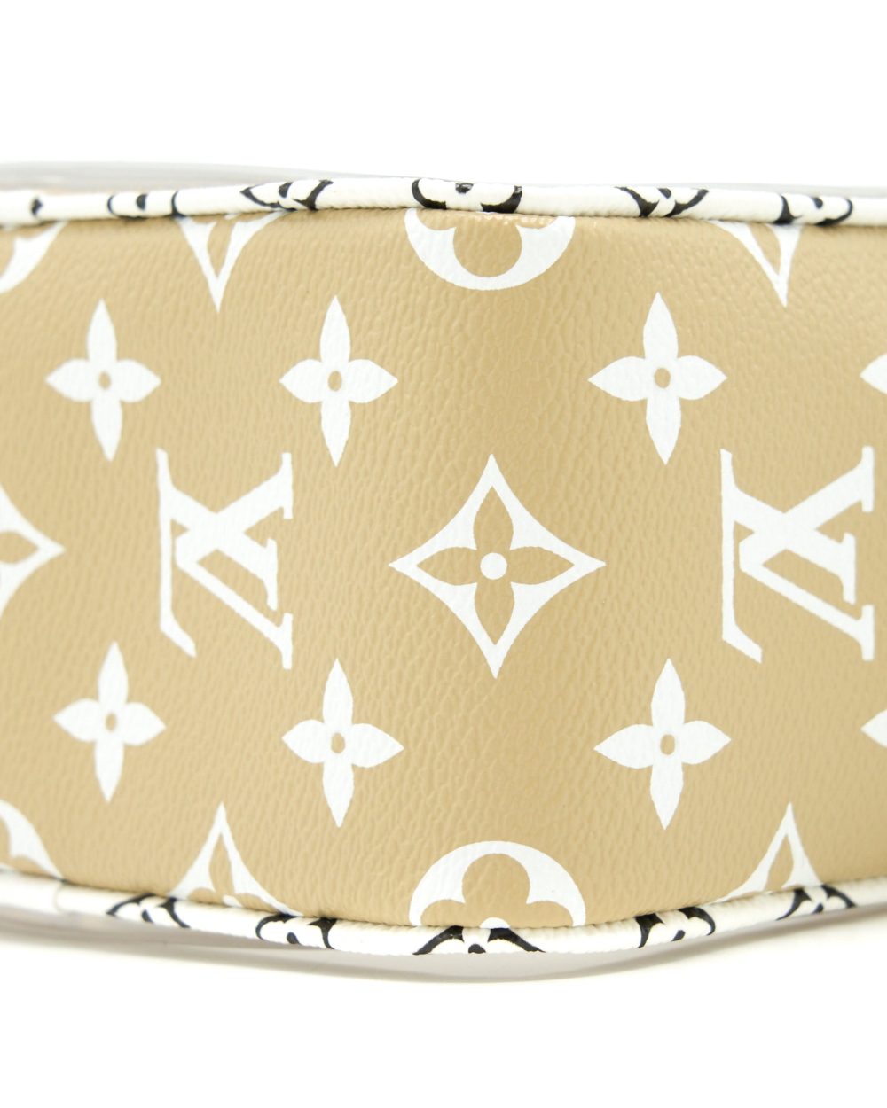 AAA Replica Louis Vuitton LV PVC GIANT BEACH POUCH MULTICOLOUR WITH AN EXTRA STRAP