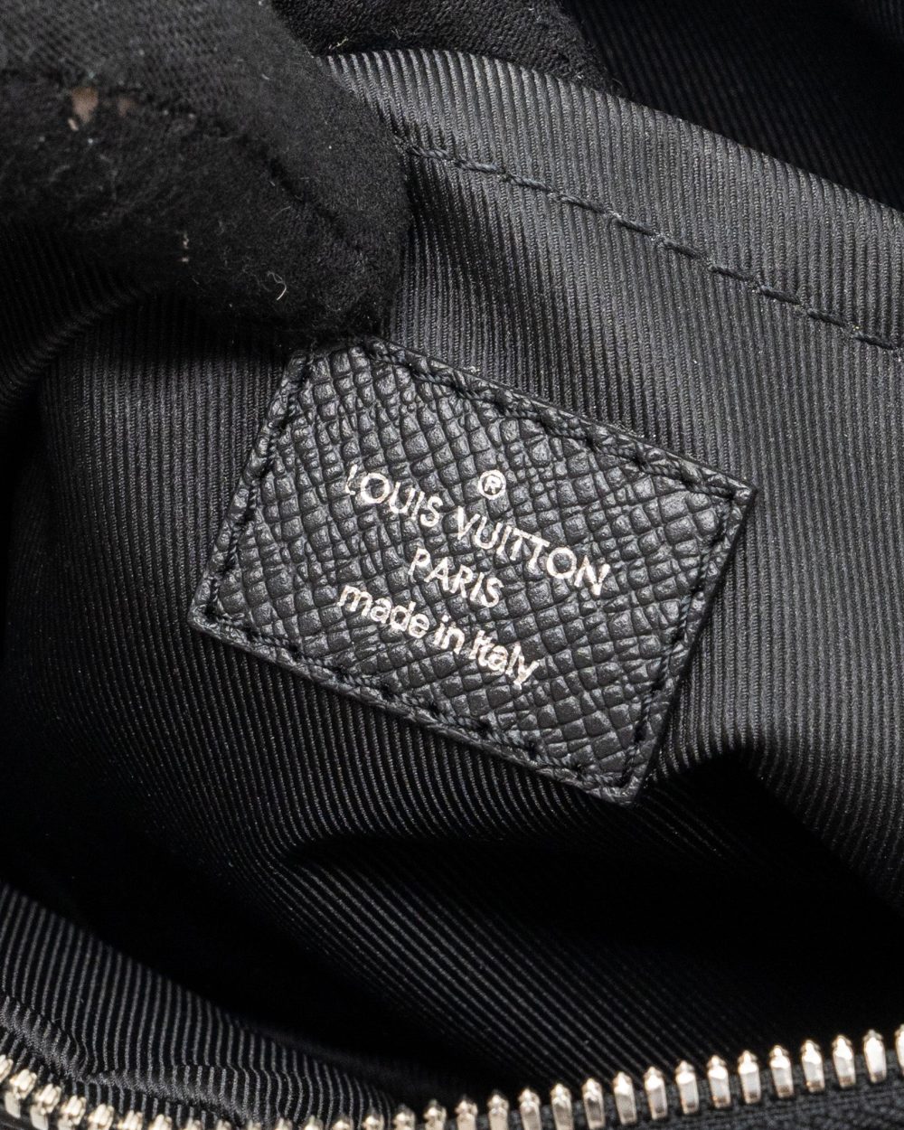 AAA Replica Louis Vuitton LV MESSENGER BAG MONOGRAM ECLIPSE SHW
